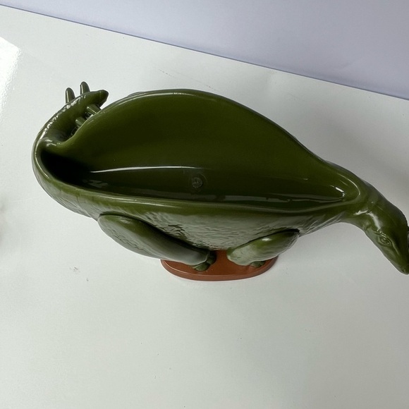 NEW 🦖The Nachosaurus! Dinosaur chip and dip or taco holder - Picture 8 of 16